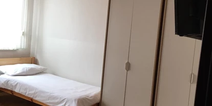 Monteurwohnung - Badezimmer: Gemeinschaftsbad - Wiesbaden - home for you