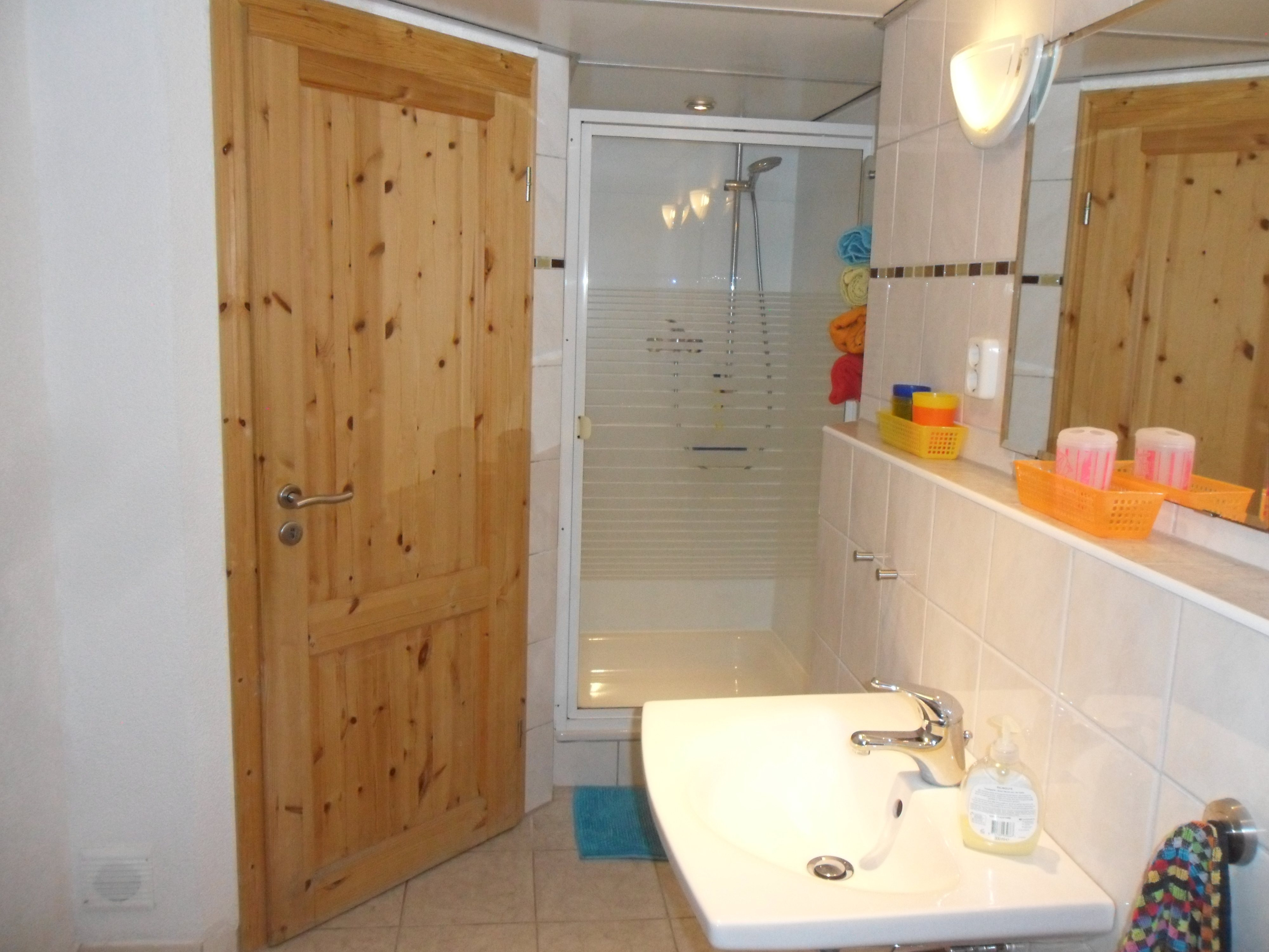 Monteurzimmer: Wohnung Asterix - bis 4 Pers. Einzelbetten
