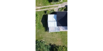 Monteurwohnung - TV - Brandenburg - Ferienhaus überdachte Terrasse, Wiese - Monteur-, Ferienwohnung Uckermark privat