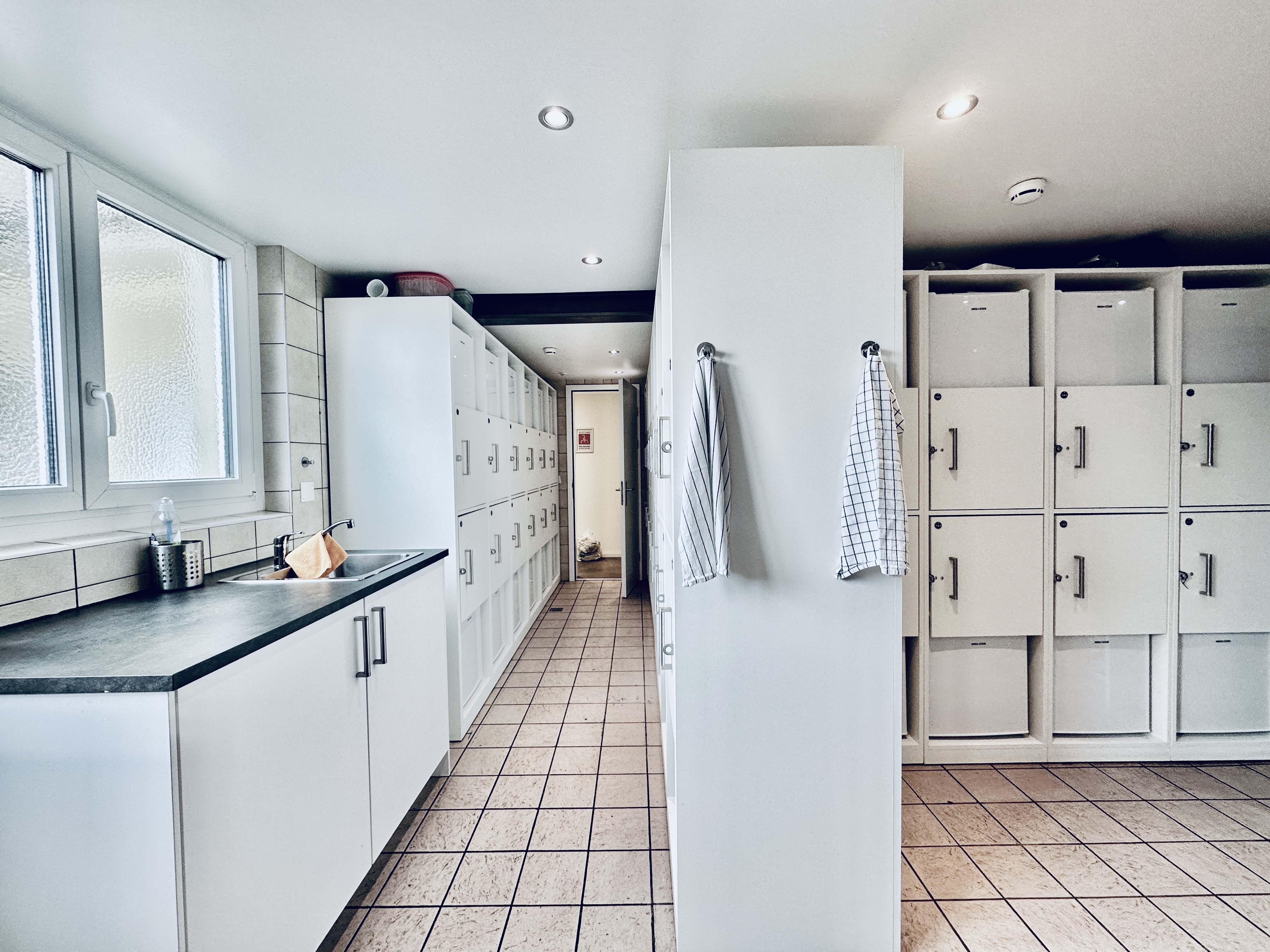Monteurzimmer: Allgemeinküche - Möblierte Einzel- Zweibettzimmer