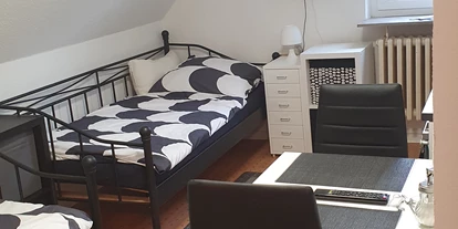 Monteurwohnung - Kaffeemaschine - Schleswig-Holstein - Doppelzimmer mit Pantryküche - Toma Vermietung