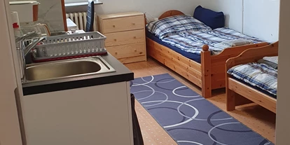 Monteurwohnung - Kaffeemaschine - Schleswig-Holstein - Doppelzimmer mit Pantryküche - Toma Vermietung