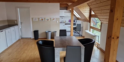 Monteurwohnung - Rottenburg am Neckar - Küche oberes Stockwerk - BN-Monteurzimmervermietung