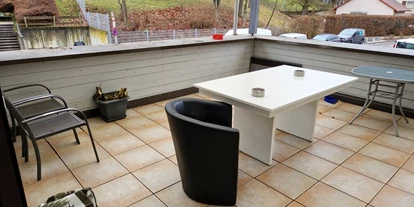 Monteurwohnung - Rottenburg am Neckar - Terrasse unten - BN-Monteurzimmervermietung