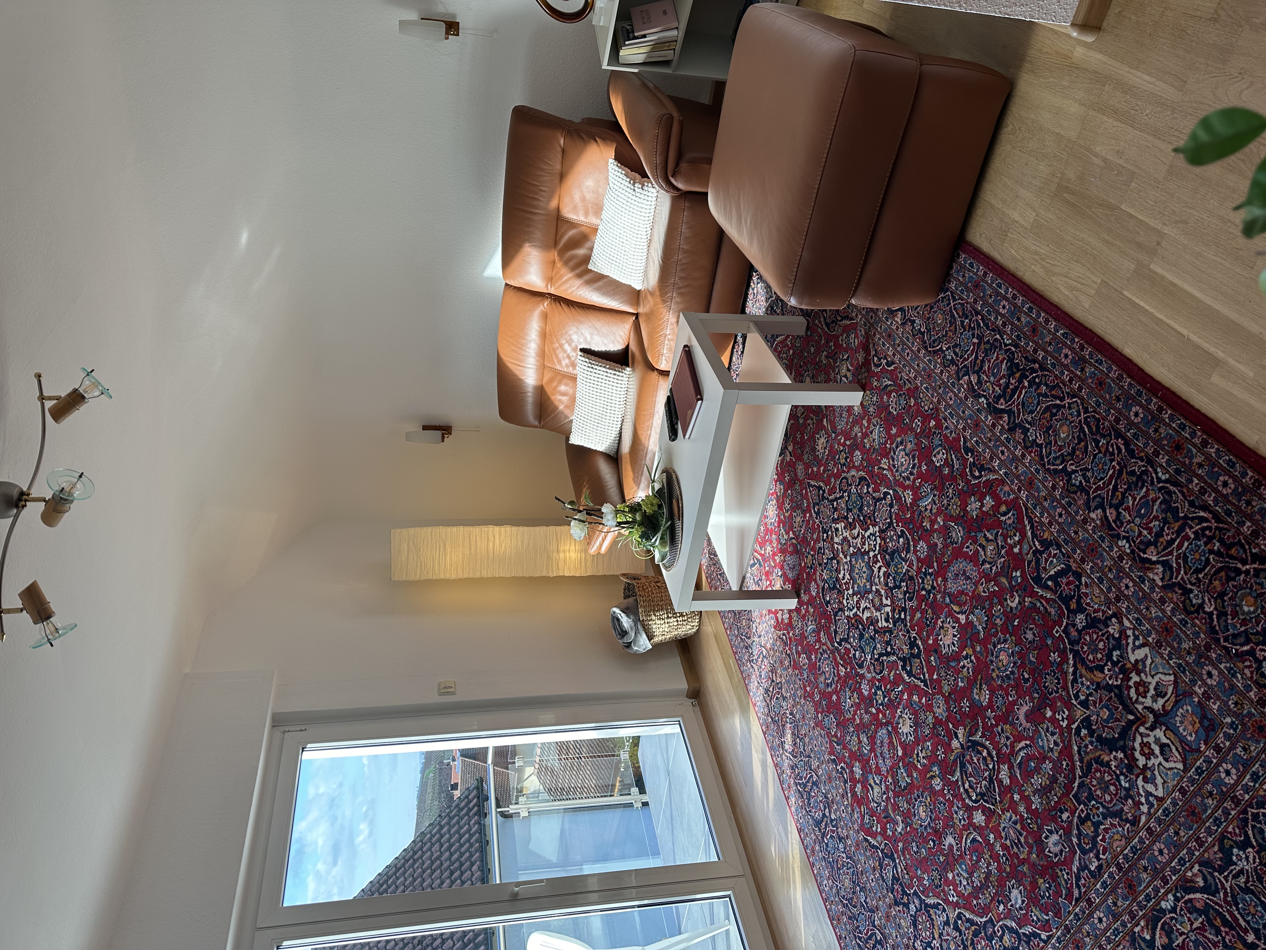 Monteurzimmer: Ferienwohnung Burgunder-Paradies bis zu 4 Personen