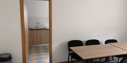 Monteurwohnung - PLZ 74336 (Deutschland) - Aufenthaltsraum - Gemeinschaftsküche - Pension Jasmin