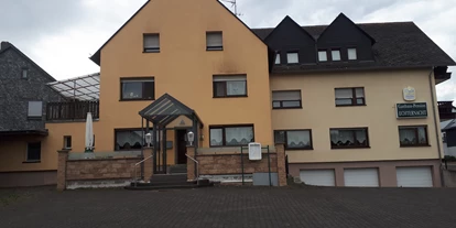 Monteurwohnung - Balkon - Deutschland - ruhige schöne Zimmer mit Du-Wc, Sat.-TV, WIFI frei - Gasthaus Pension Ulli Echternacht Heinzenbach