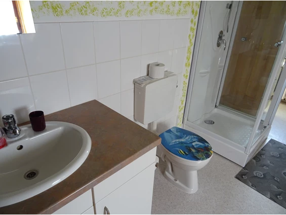 Monteurzimmer: Das Bad - Familie Melcher