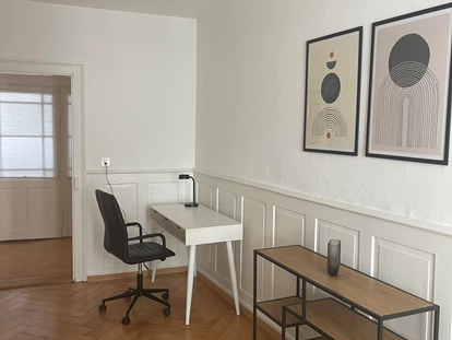 Monteurwohnung - Parkplatz: kostenlose Parkplätze in der Straße - Schweiz - Arbeitsplatz - The R Apartment Munot - Old Town