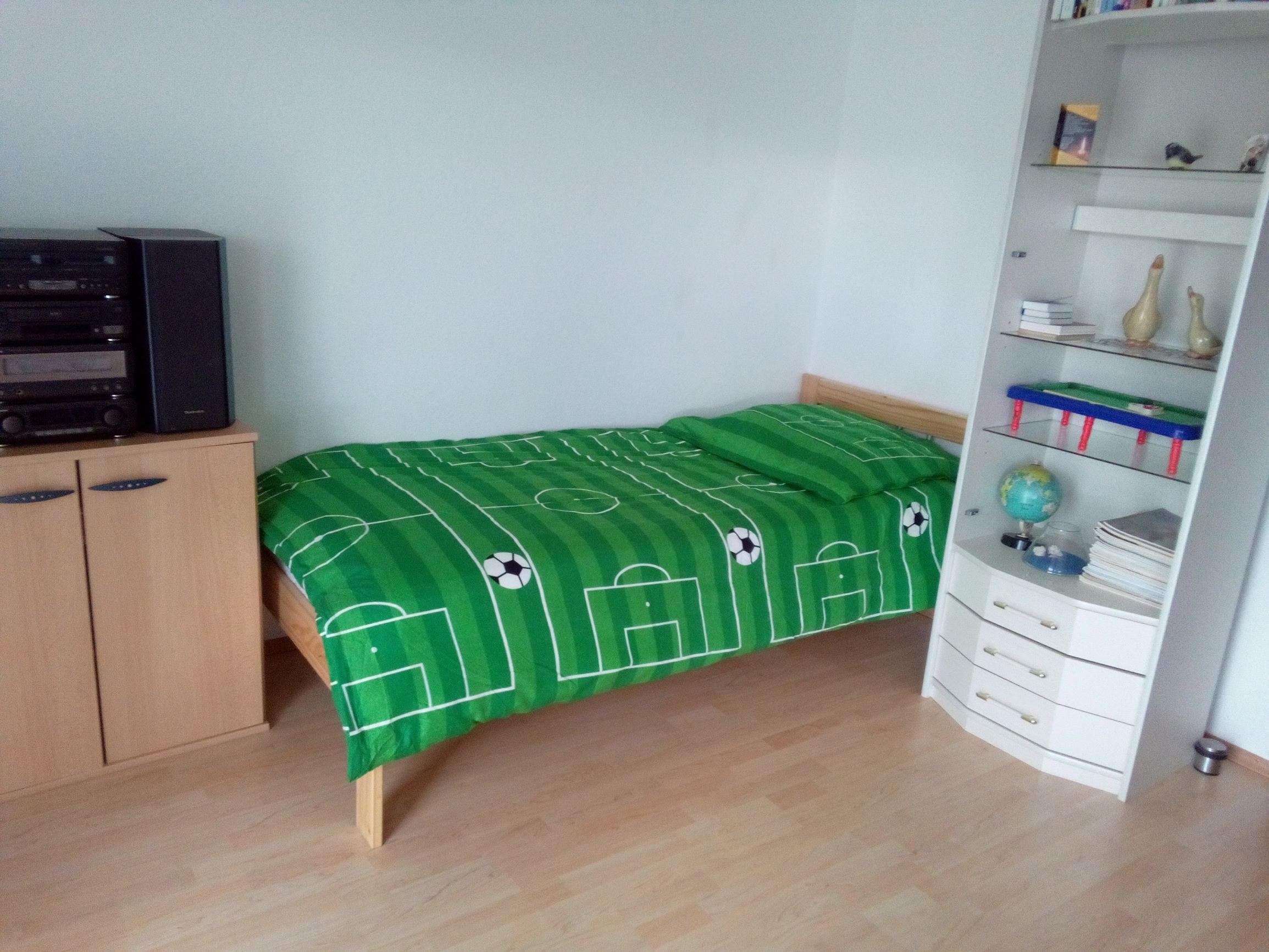 Monteurzimmer: Bett - Ferienwohnung Palmgarten