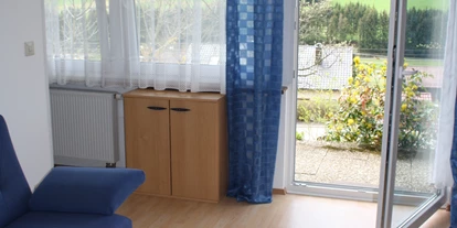 Monteurwohnung - PLZ 72531 (Deutschland) - Wohnzimmer - Ferienwohnung Palmgarten
