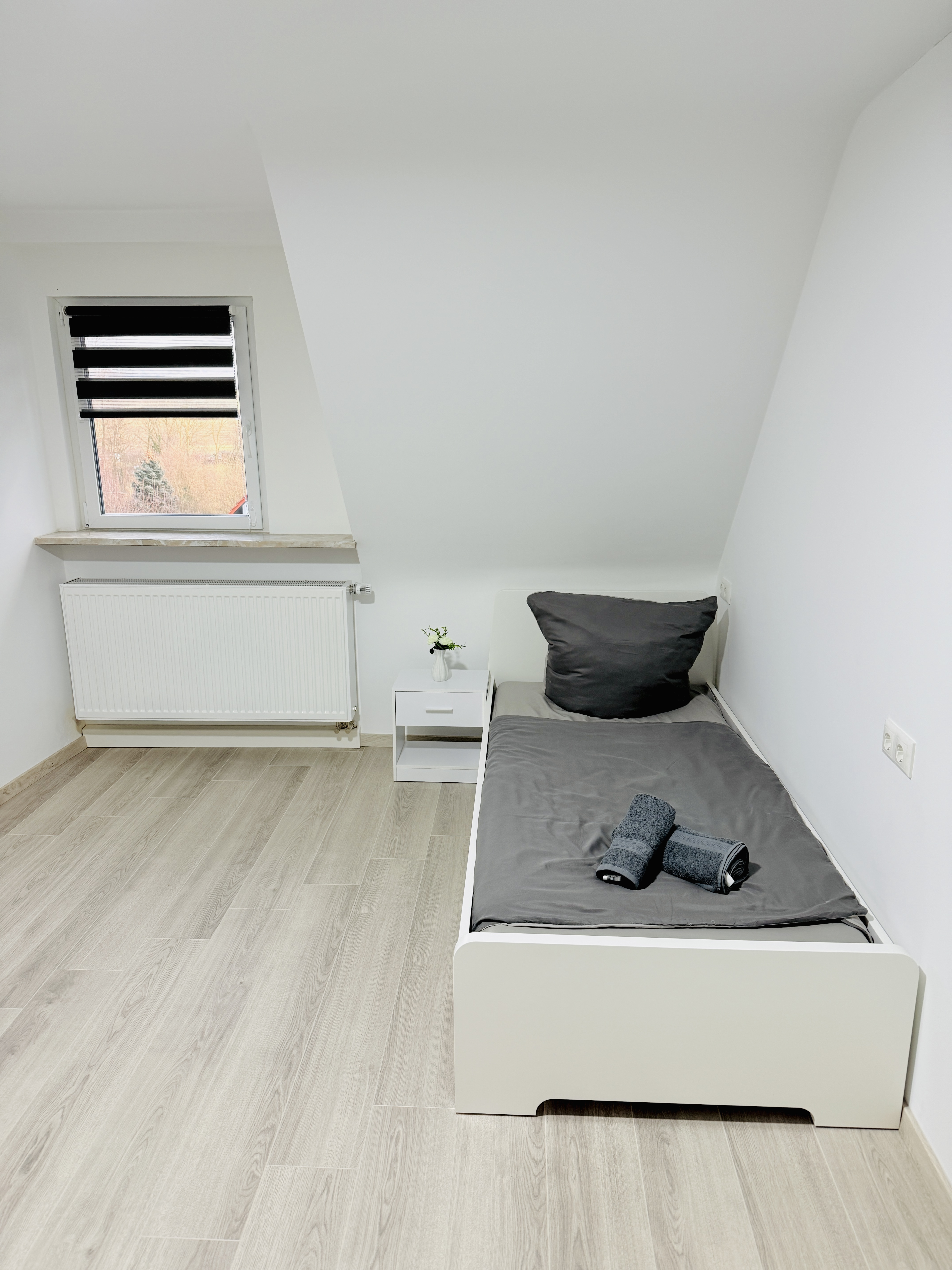 Monteurzimmer: Monteurhaus für 10 Personen