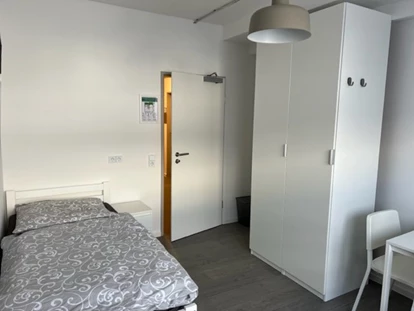 Monteurwohnung - Bettwäsche: Bettwäsche gegen Gebühr - Deutschland - Home4Time in Stuttgart - Unterkünfte für Monteure und Arbeiter  auf Zeit
