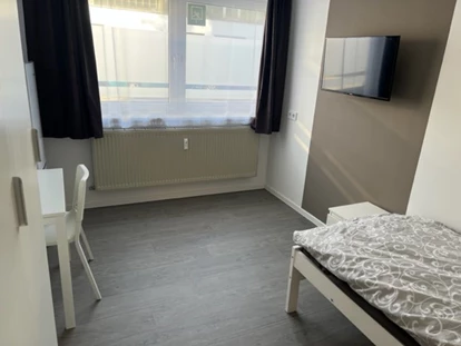 Monteurwohnung - Bettwäsche: Bettwäsche gegen Gebühr - Deutschland - Home4Time in Stuttgart - Unterkünfte für Monteure und Arbeiter  auf Zeit