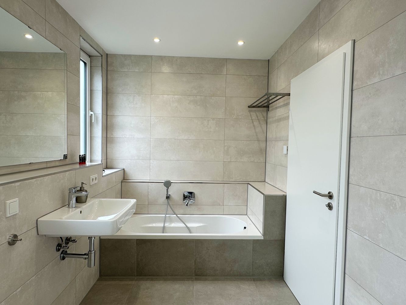 Monteurzimmer: HomeRent in Rösrath und Umgebung 