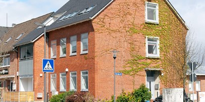 Monteurwohnung - Lüneburger Heide - Das Gebäude von Außen - Voll möblierte Monteur- und Gästezimmer, Pension