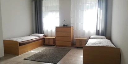 Monteurwohnung - Parkplatz: eigener Parkplatz vorhanden - Österreich - !!!! Freie Helle Monteurwohnung zu Vermieten !!!!