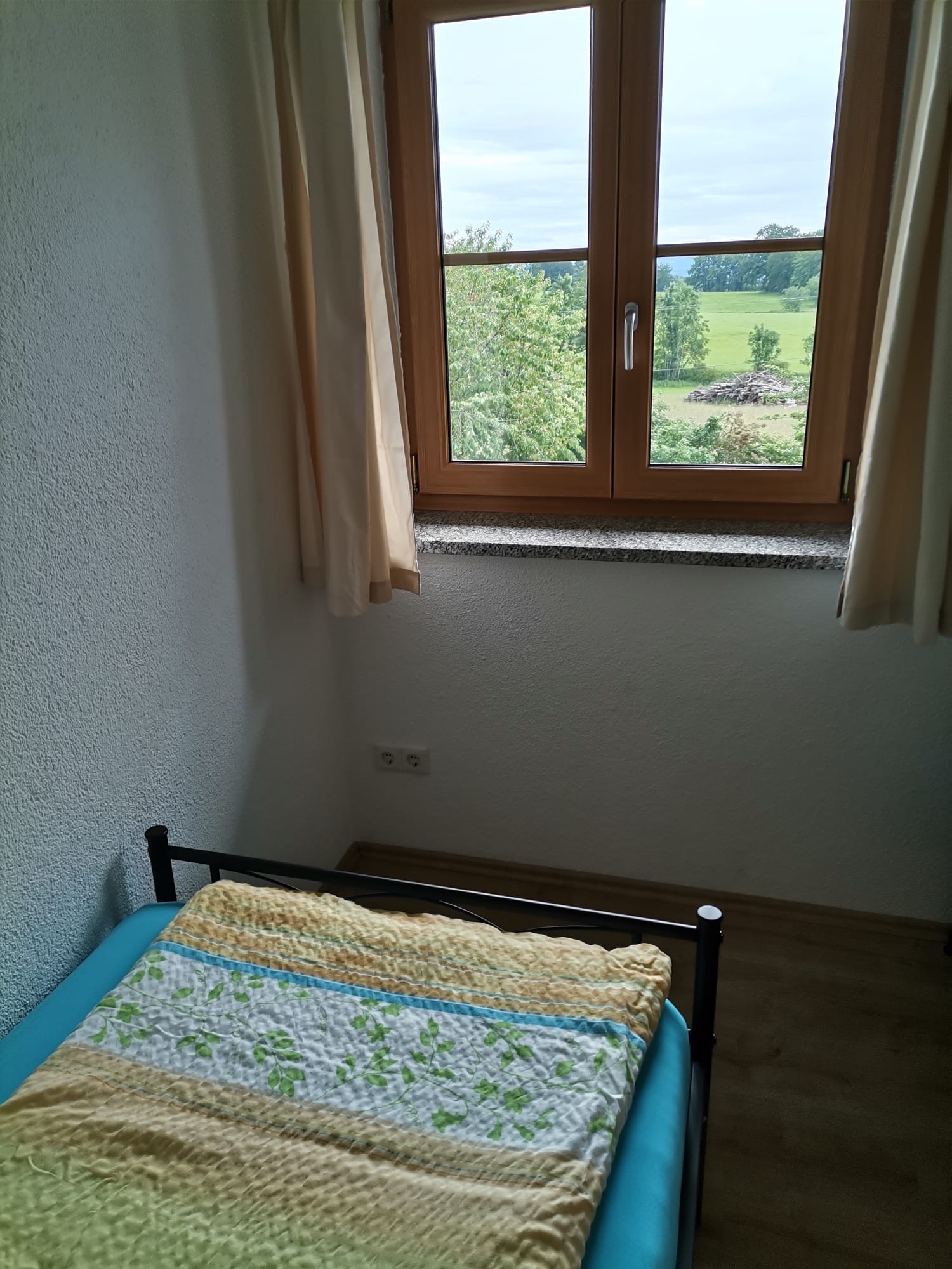 Monteurwohnung - Einzelbetten - Bayern - Schlafzimmer - Ferienwohnung in Fischen am Ammersee