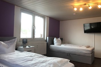 Monteurzimmer: Schlafzimmer  - (BUL102) Moderne Monteurwohnung 