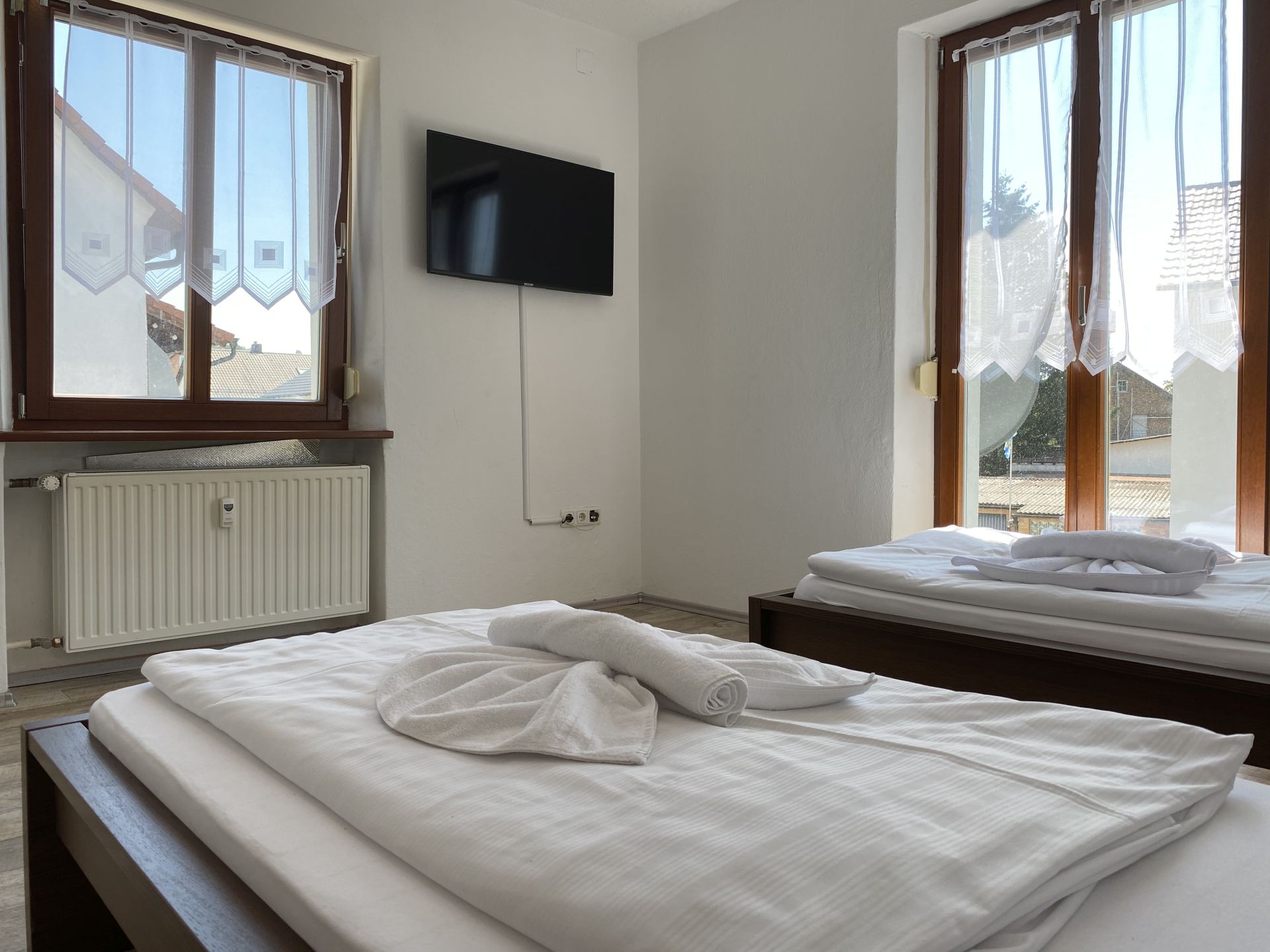 Monteurzimmer: Schlafzimmer 3 - (AM111) Liebevoll eingerichtete Monteurwohnung 