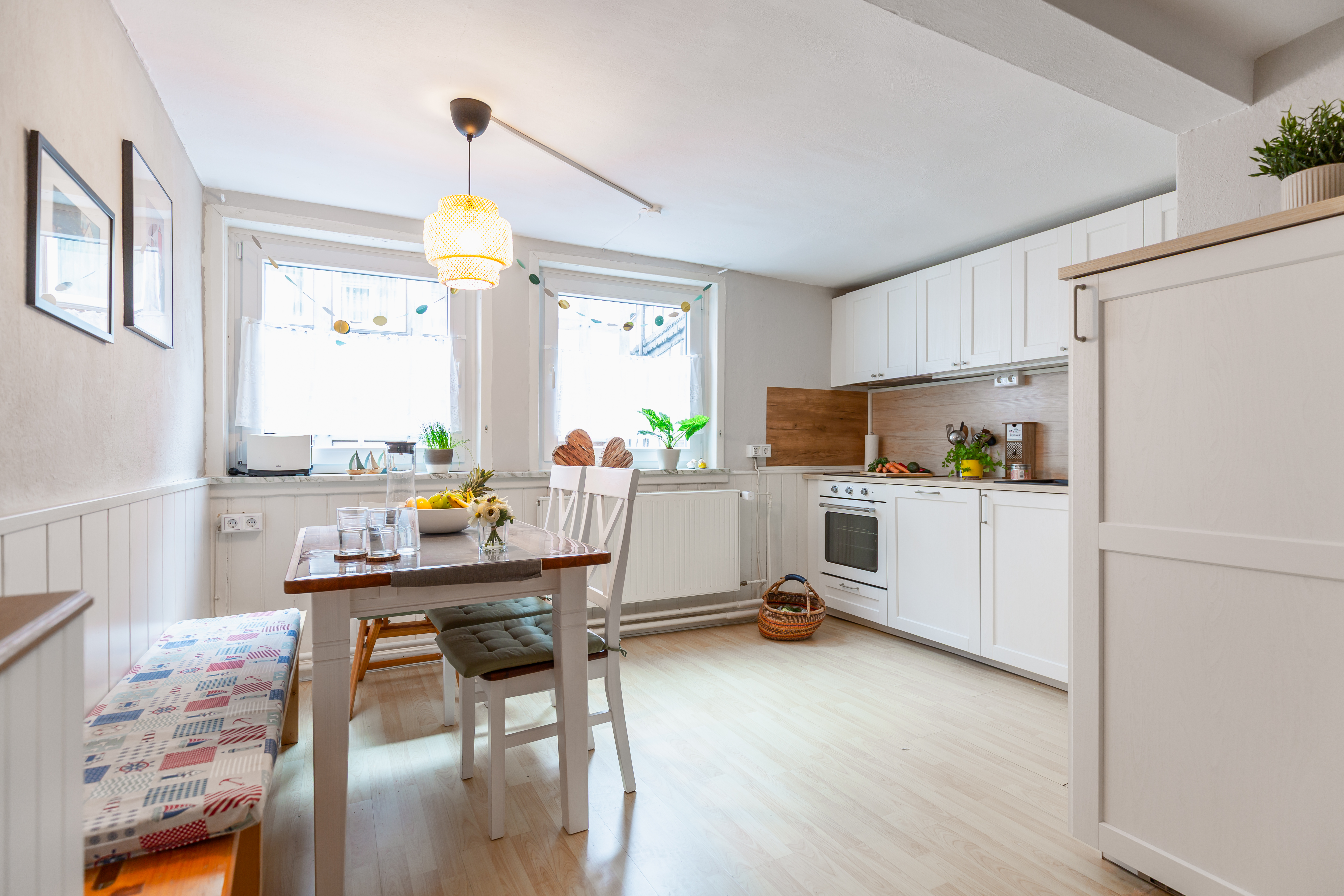 Monteurzimmer: Essbereich, Küche - Gemütliche Ferienwohnung am Marktplatz