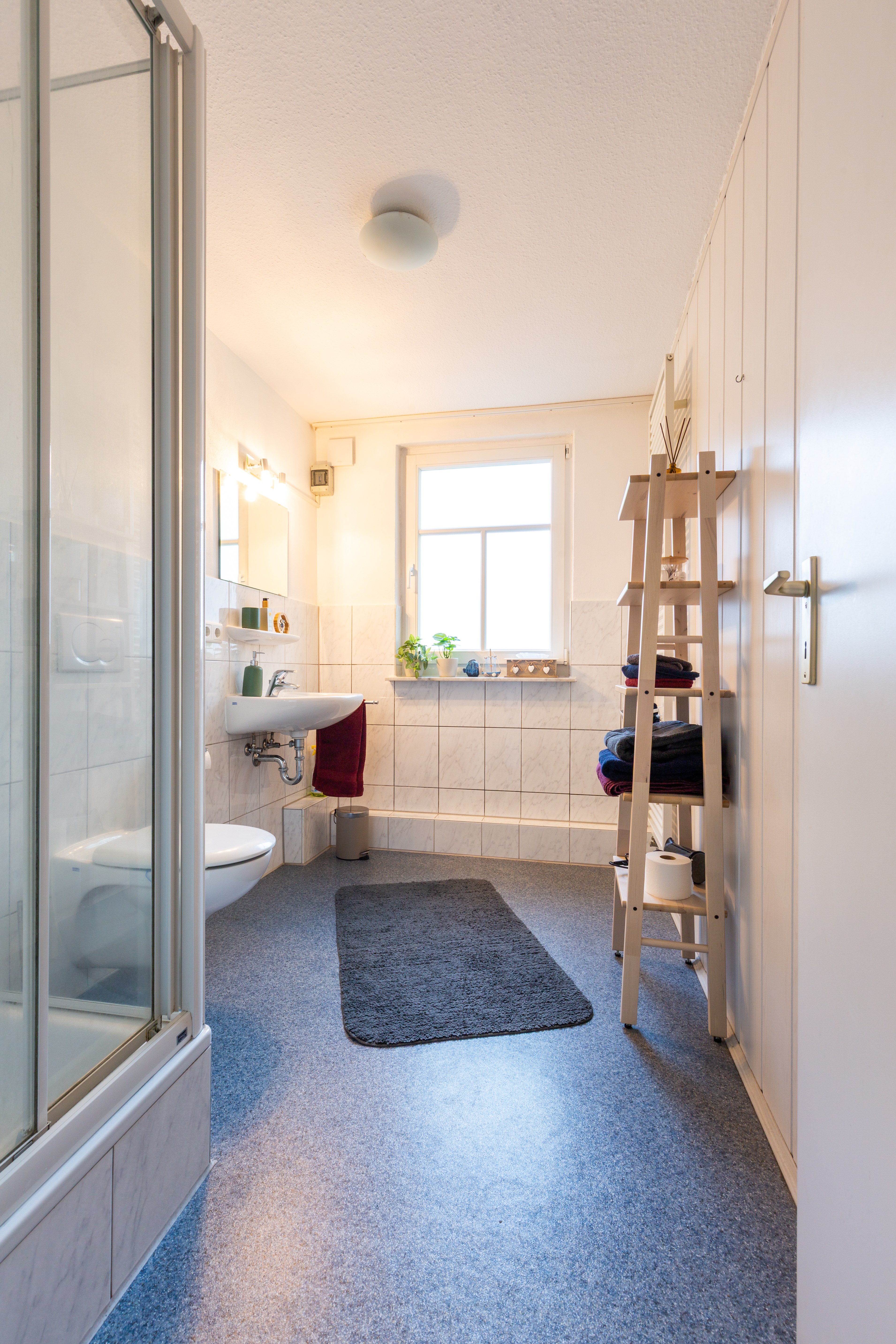 Monteurzimmer: Badezimmer - Gemütliche Ferienwohnung am Marktplatz