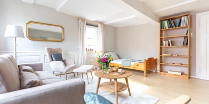 Monteurwohnung - PLZ 36043 (Deutschland) - Wohnzimmer - Gemütliche Ferienwohnung am Marktplatz in Schlitz