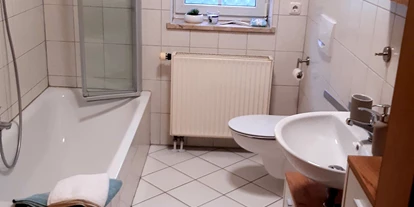 Monteurwohnung - Kehl - Badezimmer EG - Monteurzimmer Rumpel für 1 - 10 Personen
