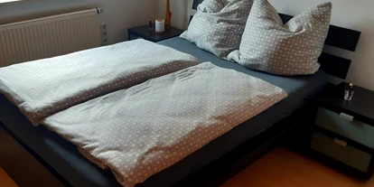Monteurwohnung - Kehl - Doppelbett DG - Monteurzimmer Rumpel für 1 - 10 Personen