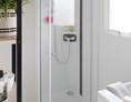 Monteurzimmer: Badezimmer - Mobilheim mit Sauna und Whirlpool (WA103)
