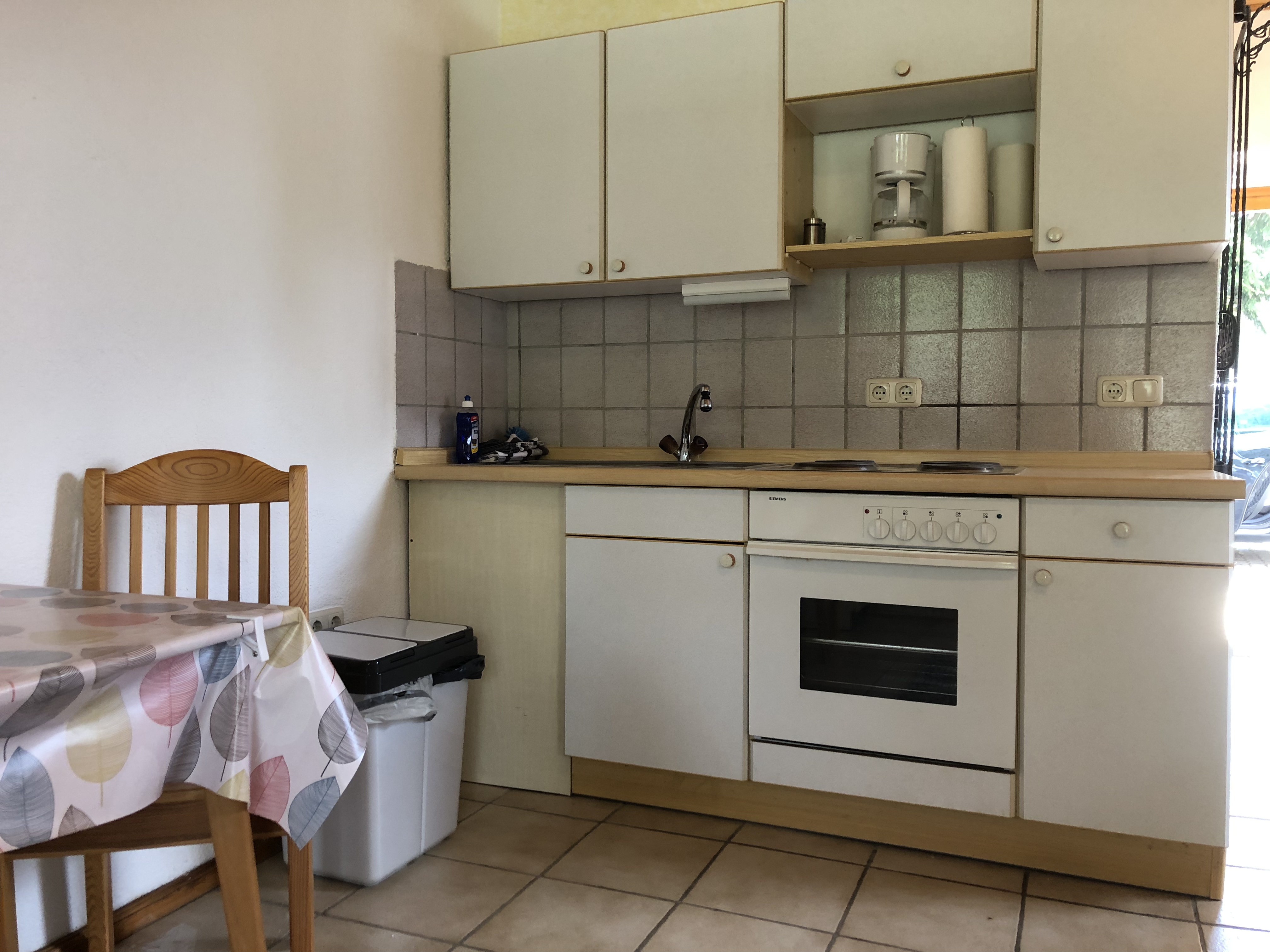 Monteurwohnung - Schwandorf - Küche - (SAD121) Monteurzimmer / Monteurunterkunft 