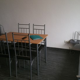Monteurwohnung: Doppelzimmer / Wohnbereich - Monteurwohnung, Nähe Wittenberg