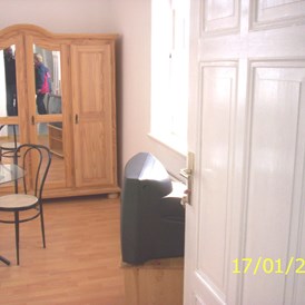 Monteurzimmer: Monteurzimmer Rudolstadt für bis zu 12 Personen in Einzelbetten - ZIMMERVERMIETUNG OPPEL