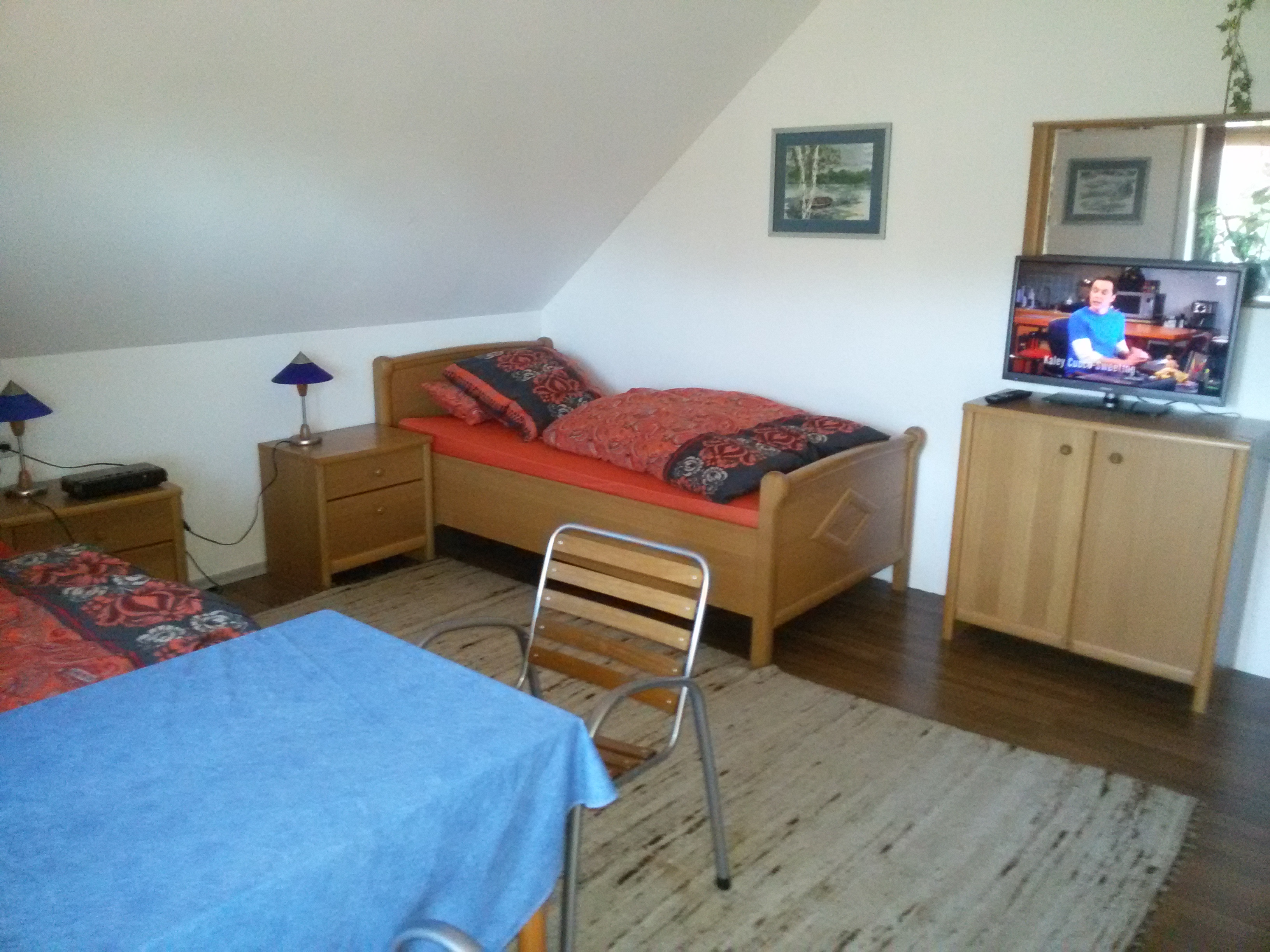 Monteurwohnung - Bettwäsche: Bettwäsche inklusive - Bayern - Beispiel, eines von 13 Zimmer


Doppelzimmer 160 € pro Person in der Woche

Abrechnung immer eine KW - Rechnung mit ausgewiesener MwSt - Gästezimmer Knauer