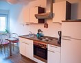 Monteurzimmer: Essbereich und Küche Wohnung  - Apartment Haus am Grün