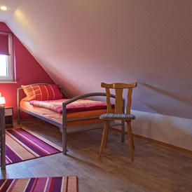 Monteurzimmer: Extra Schlafzimmer DG - Apartment Haus am Grün