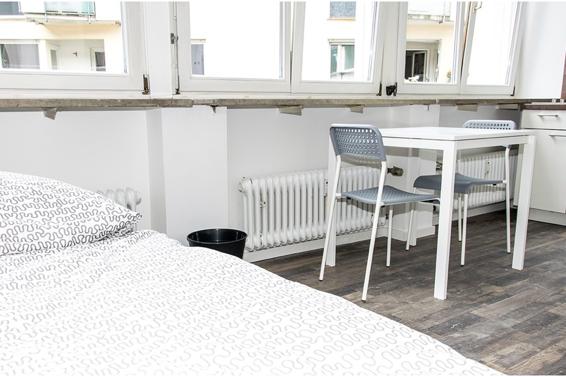 Monteurzimmer: günstige Tagespreise oder auch gerne noch günstiger zum Monatspreis - Urbanbnb bietet Zimmer und Ferienwohnungen in Stuttgart