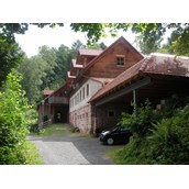 Monteurwohnung: Villa "Lucia" - Haus als Monteurunterkunft in Kulmbach für bis zu 30 Personen - Villa Lucia in Kulmbach
