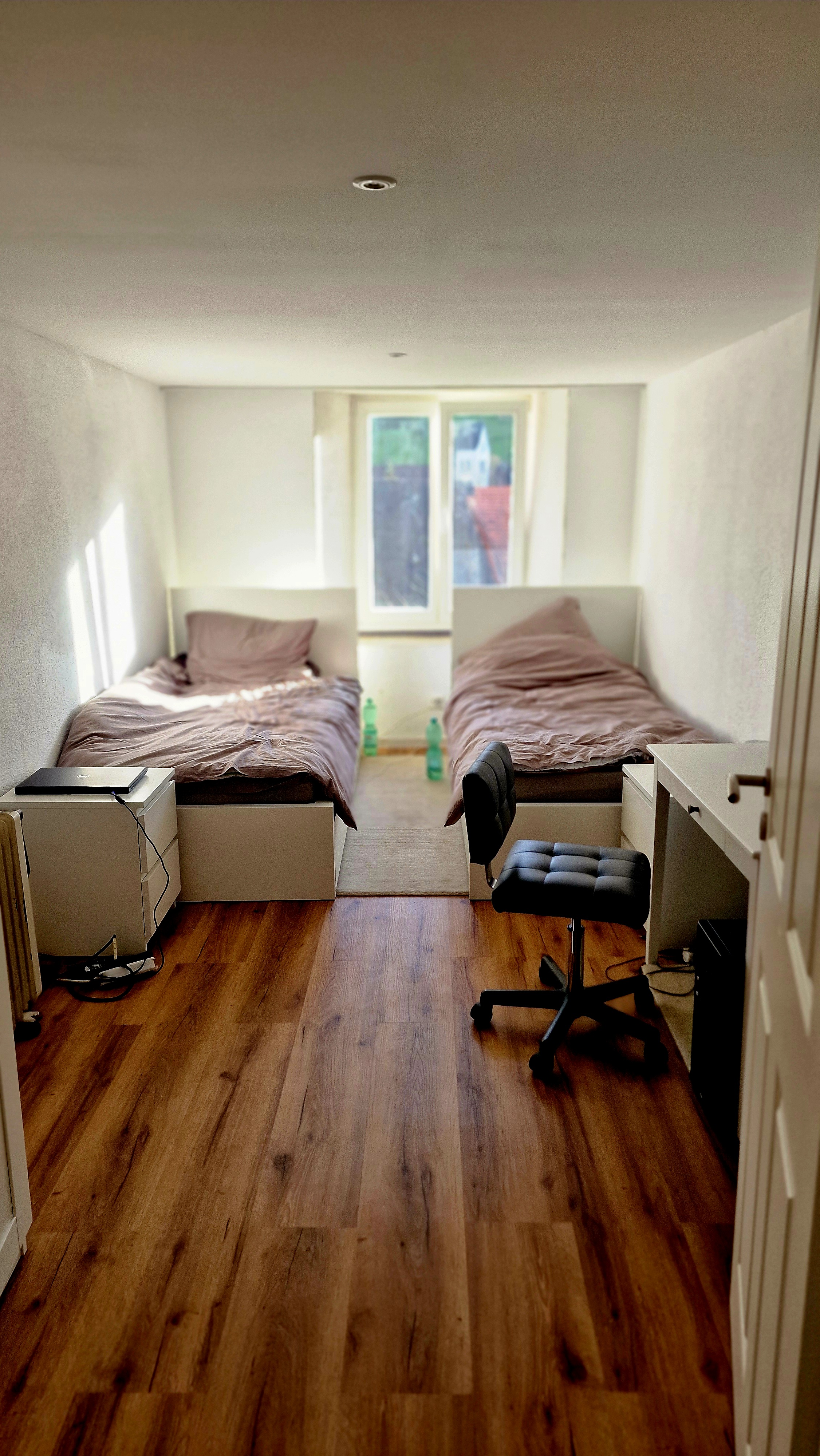 Monteurzimmer: 🛏️ Monteurzimmer – Erstbezug nach Sanierung