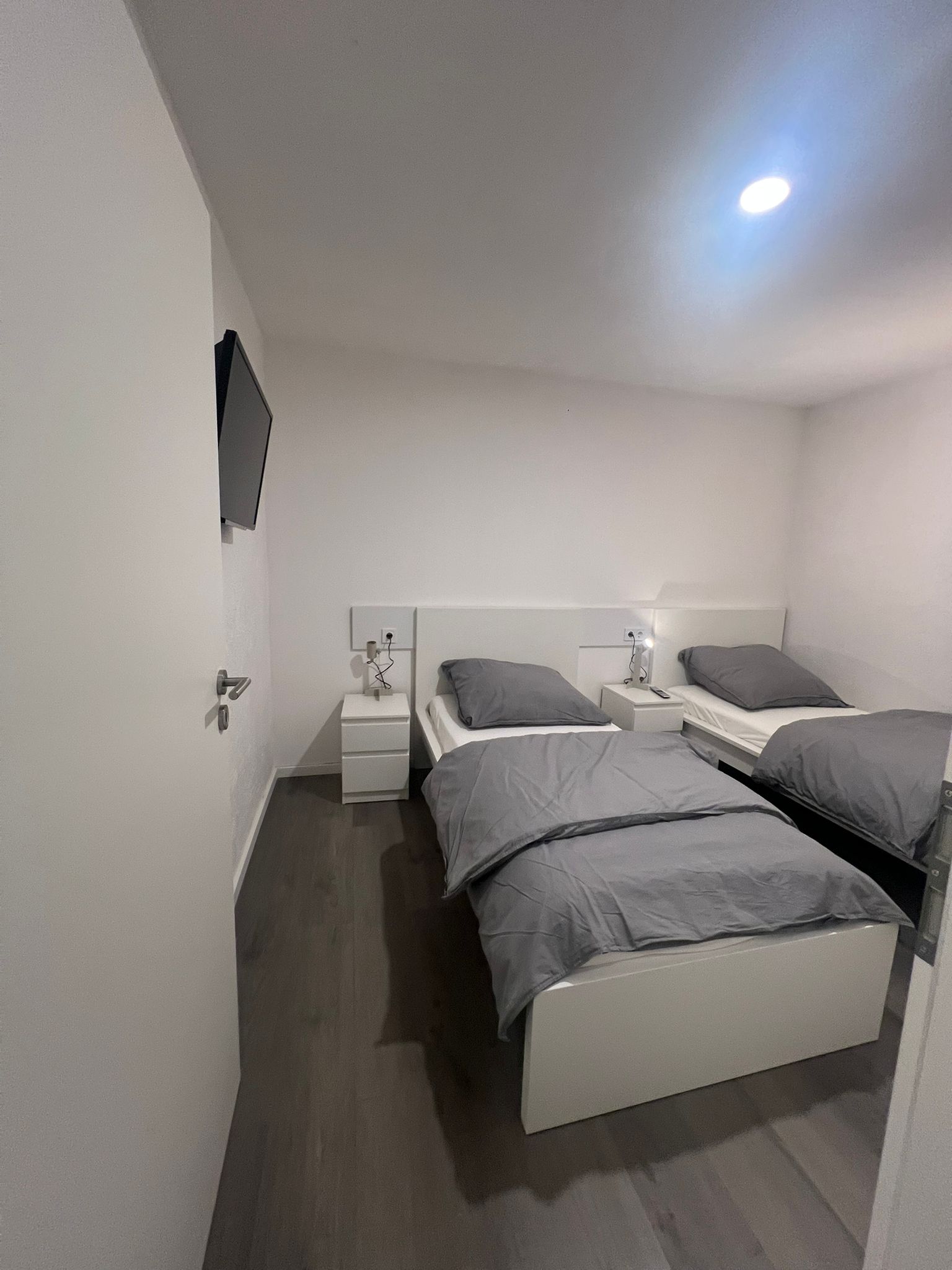 Monteurwohnung - Küche: Küchenmitbenutzung - Köln, Bonn, Eifel ... - Zweibett-Zimmer  - Monteur/Ferien/Gästewohnung