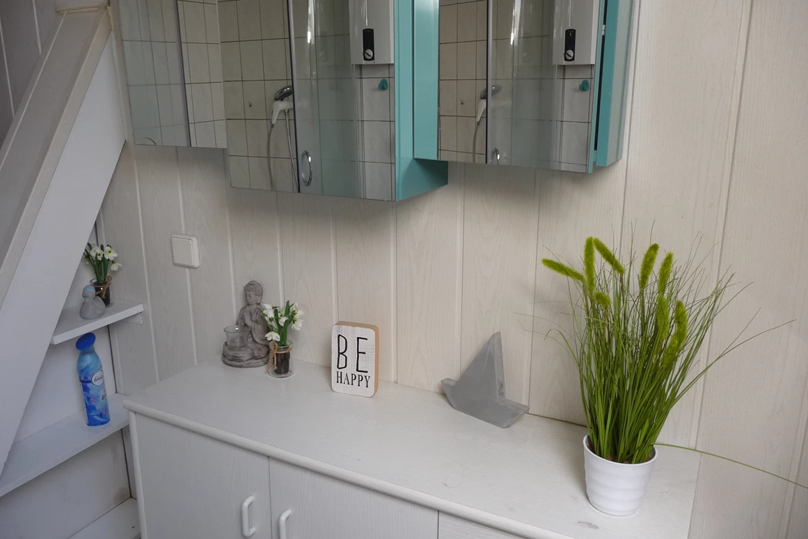 Monteurzimmer: Badezimmer - Alte Post/ Katholische Grundschule
