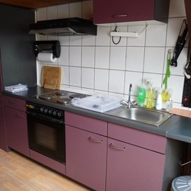 Monteurzimmer: Küche mit E-Geräten - Alte Post/ Katholische Grundschule