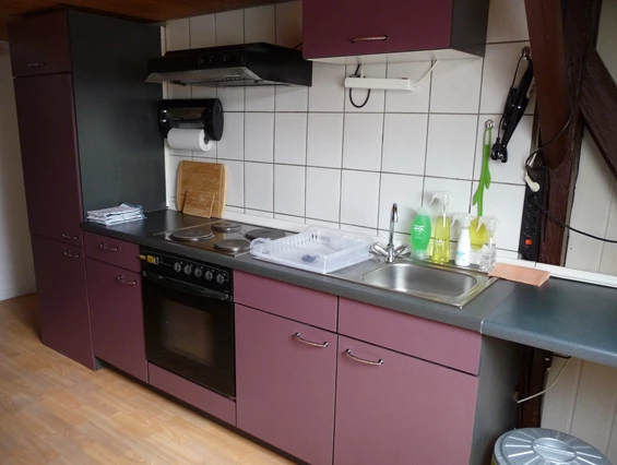 Monteurzimmer: Küche mit E-Geräten - Alte Post/ Katholische Grundschule