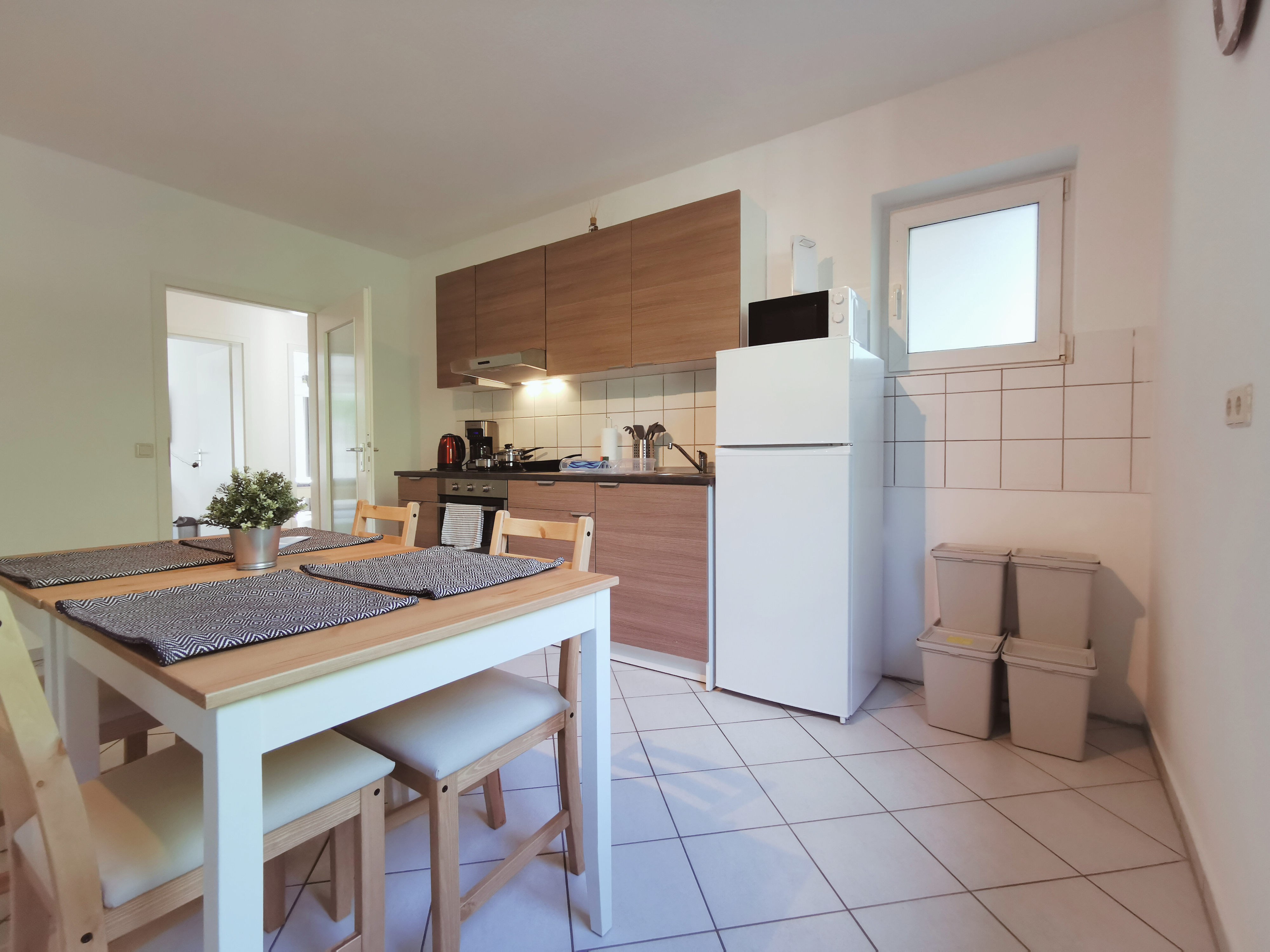 Monteurwohnung - PLZ 33335 (Deutschland) - großer Essbereich - flex living -  Monteurwohnungen in Bielefeld