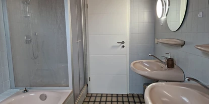 Monteurwohnung - Balkon - Deutschland - Bad / Dusche - Zimmervermietung Gifhorn