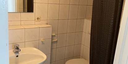 Monteurwohnung - Bad Teinach-Zavelstein - Bad  - Haus mit viel Privatsphäre für bis 10 Personen