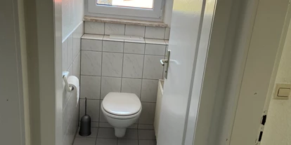 Monteurwohnung - Bad Teinach-Zavelstein - WC  - Haus mit viel Privatsphäre für bis 10 Personen