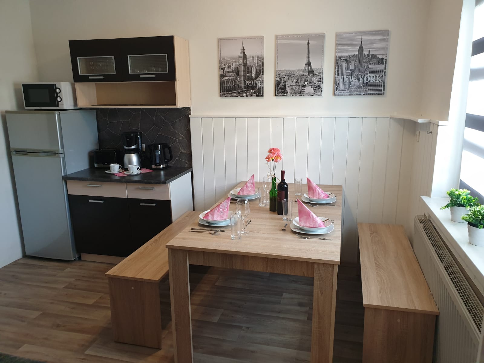 Monteurzimmer: Come Home