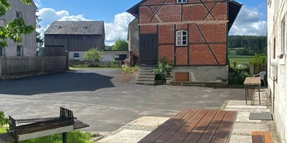 Monteurwohnung - Wunsiedel - Grillplatz - Zum Schmied Lydia Bauer