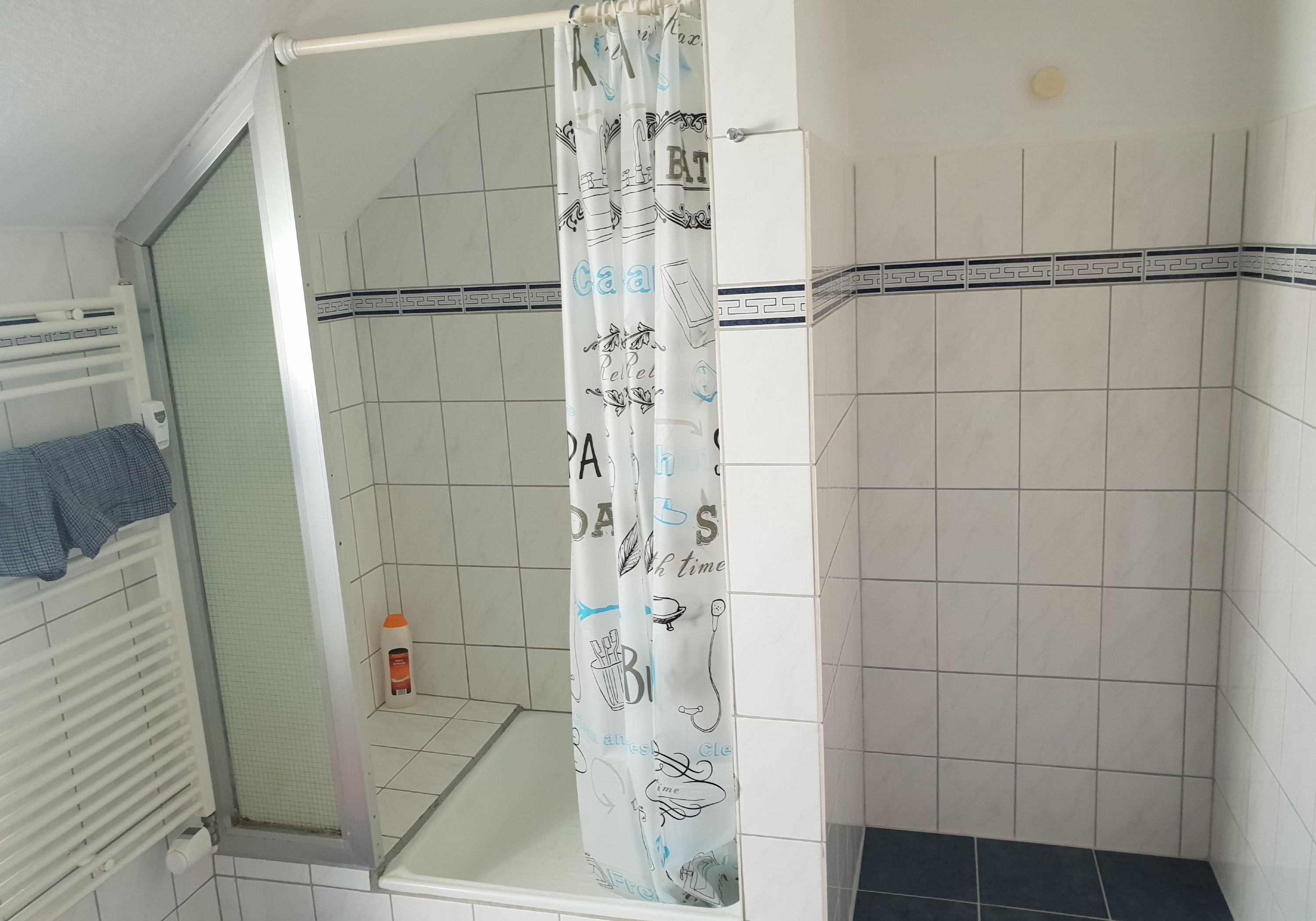 Monteurzimmer: Dusche - Zimmervermietung Hansen 